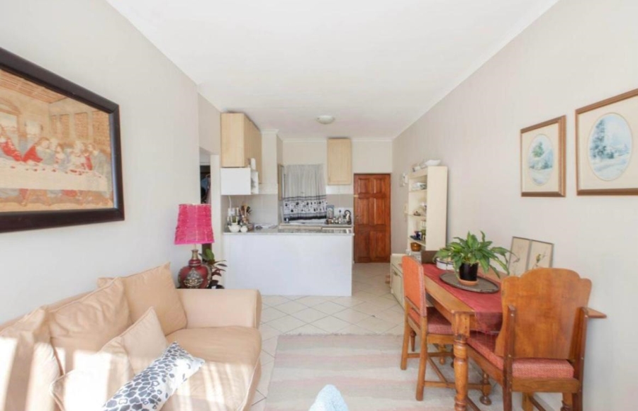 2 Bedroom Property for Sale in Whispering Pines Western Cape